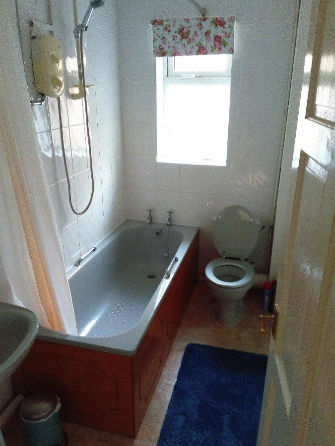 New Cottage Chalford Экстерьер фото